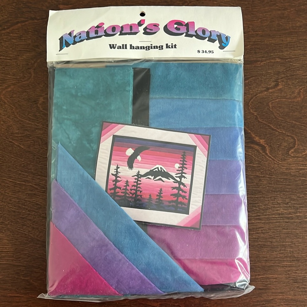 Nation’s glory wall hanging kit